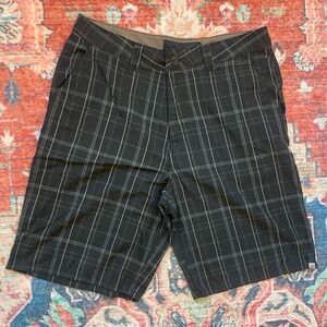 ONEILL Black Plaid Shorts Sz 34